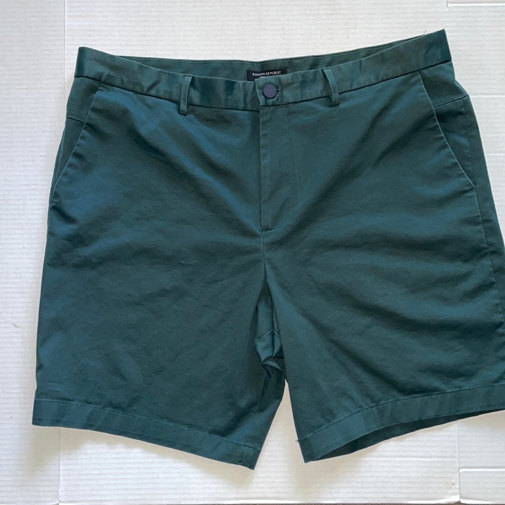 Banana Republic Aiden Short Size 38